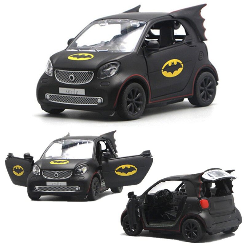 1:36 Batman Benz Smart Diecast Alloy Model Pull Back Car Toy with Sound & Light