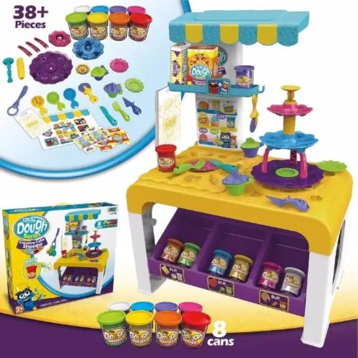 kitchen set cake