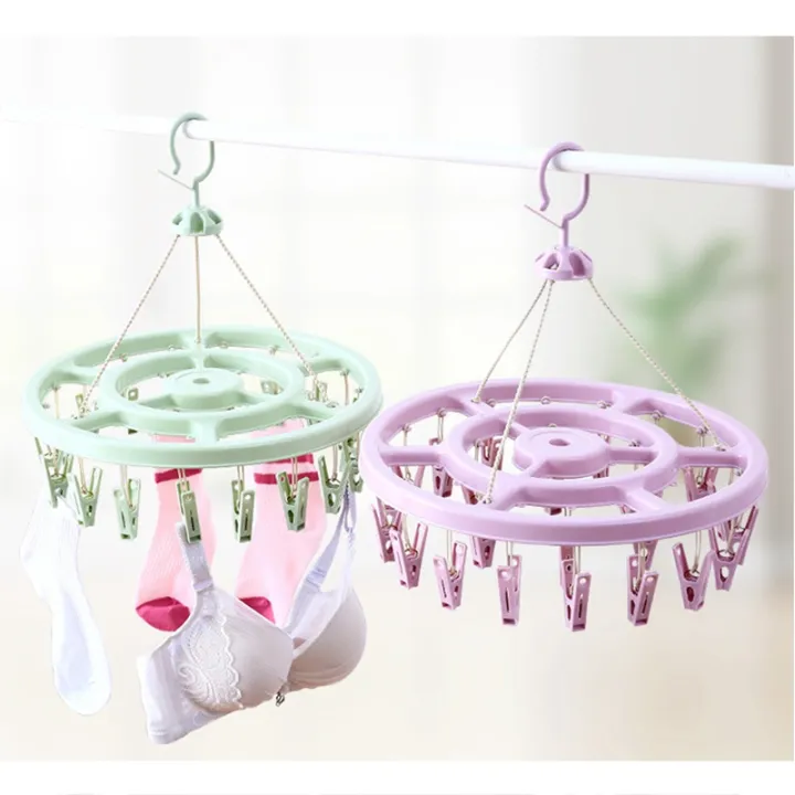 round clothes hanger