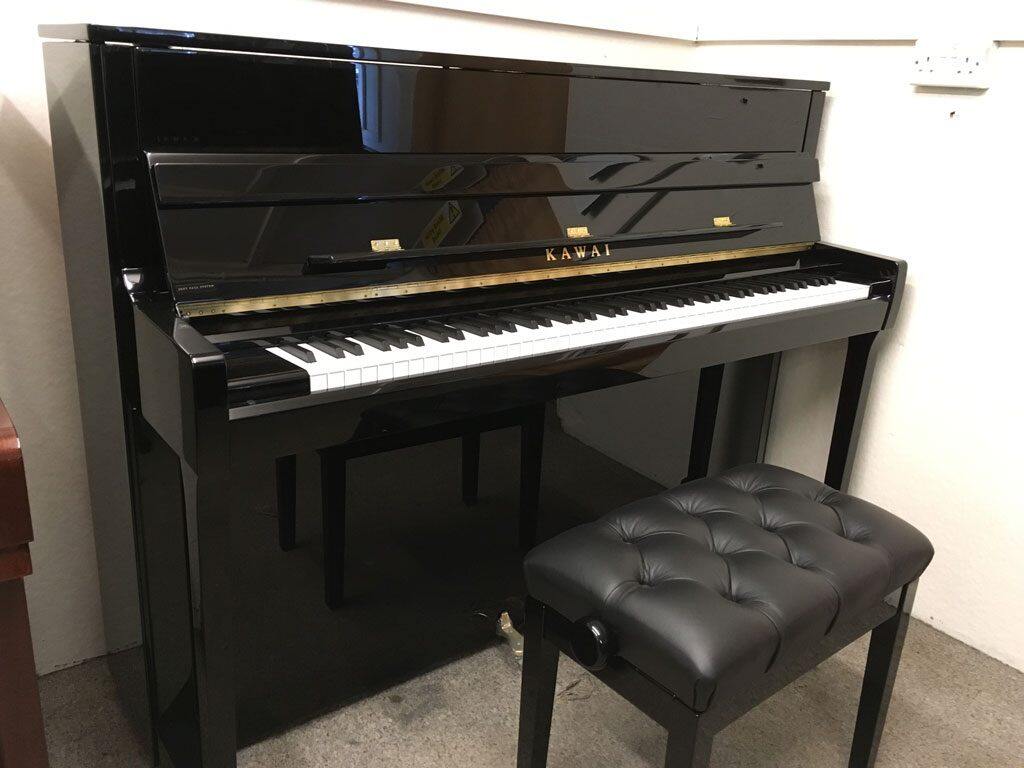 KAWAI K35 Upright Piano