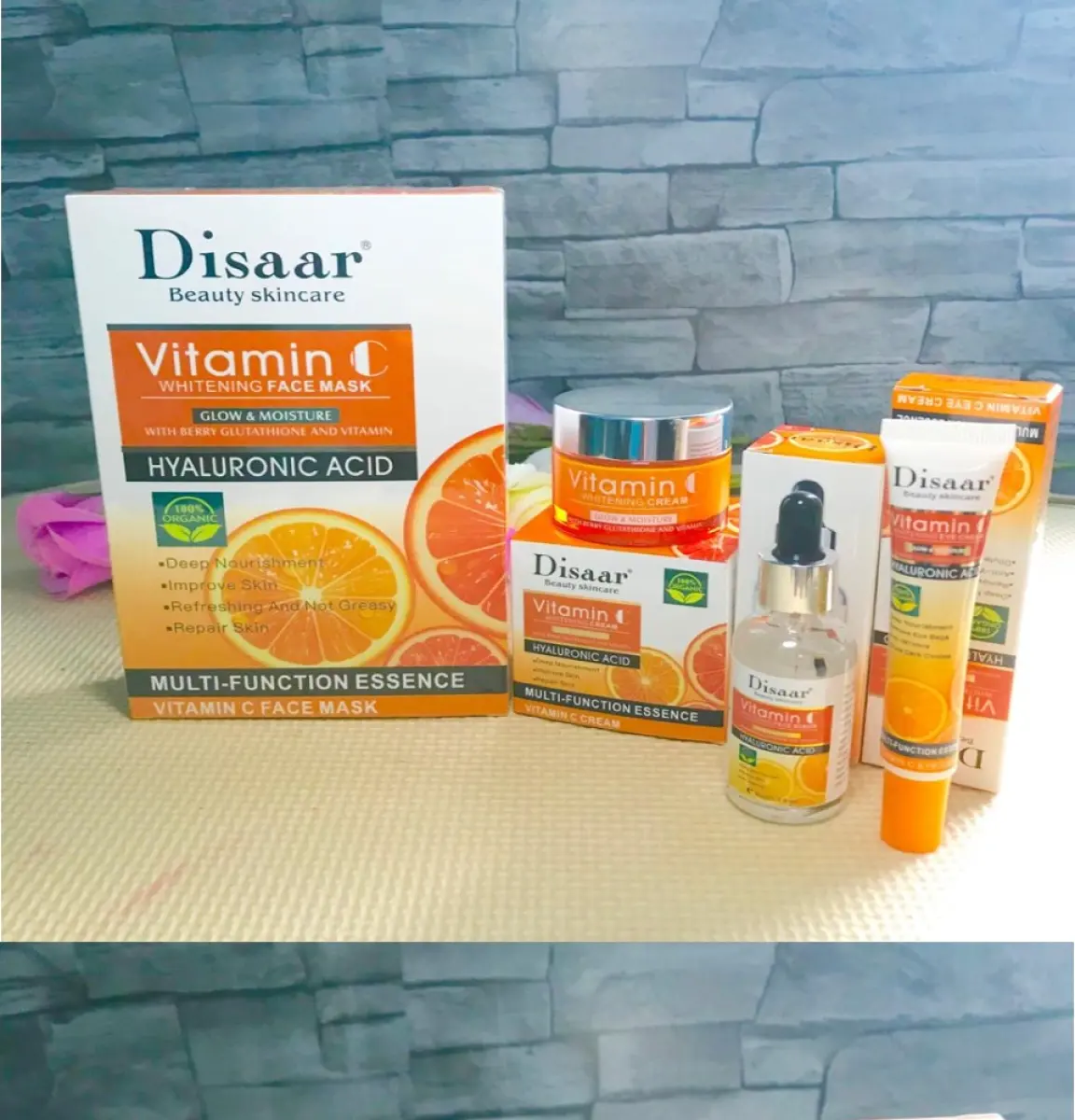 disaar vitamina c hyaluronic acid