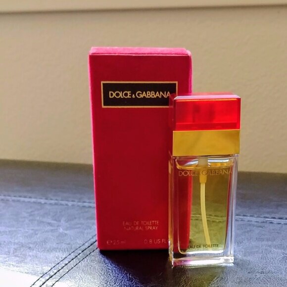 dolce and gabbana red velvet box