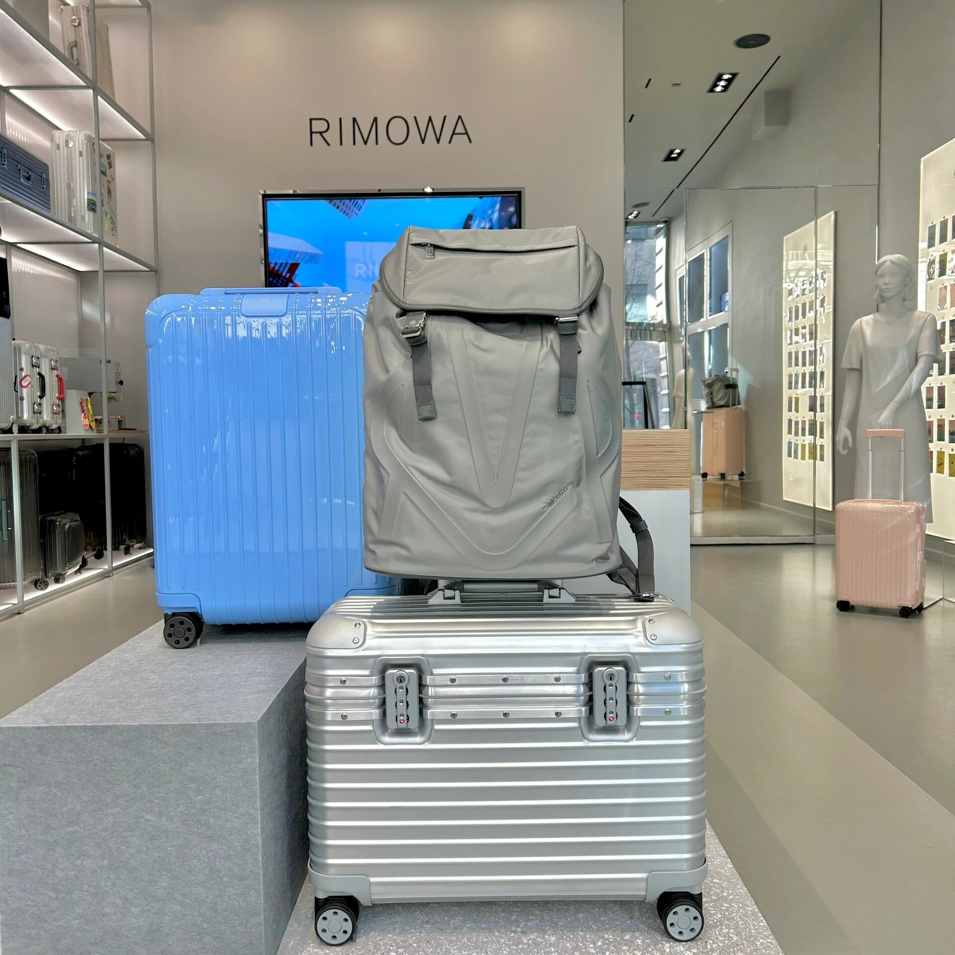 RIMOWA Luggage Discount Store Official Store in Malaysia, Online Shop